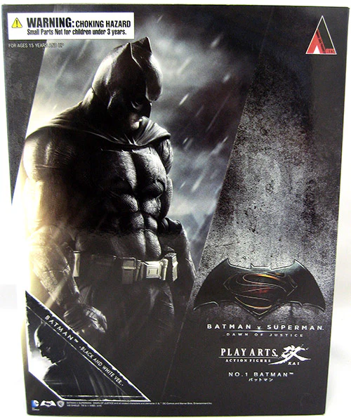 Batman V Superman Dawn Of Justice 10 Inch Action Figure Play Arts Kai Series - Batman Black & White SDCC 2016 (Shelf Wear Packaging) - Image 2