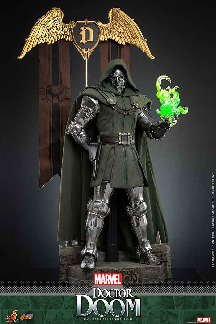 Fantastic Four 13 Inch Action Figure 1/6 Scale - Doctor Doom Hot Toys 913810 - Image 2