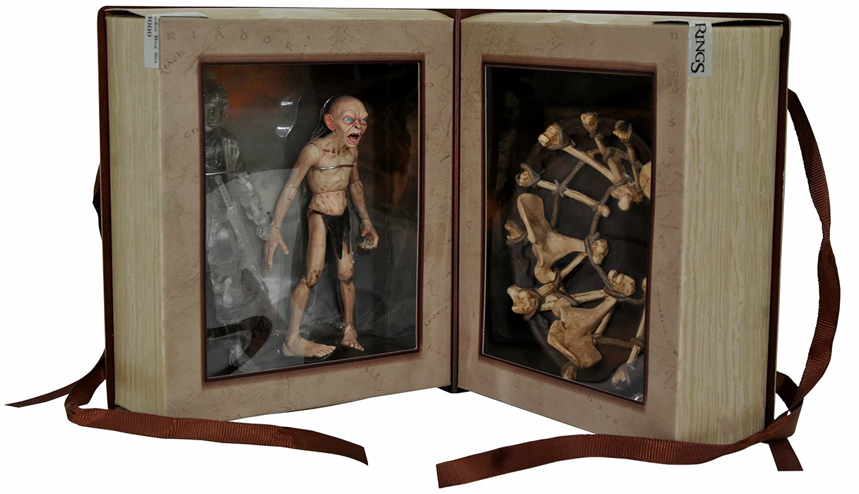 Lord Of The Rings Deluxe 4 Inch Action Figure Box Set SDCC - Frodo & Gollum - Image 3