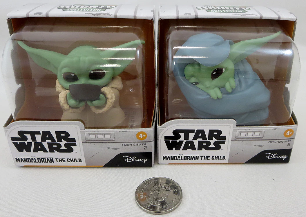 Star Wars The Mandalorian 2.2 Inch Action Figure Baby Bounties 2-Pack Series - The Child (Baby Yoda) Soup & Blanket - Image 3